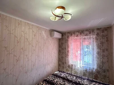 Apartment. Vladislav Tsepka Street, Chernivtsi