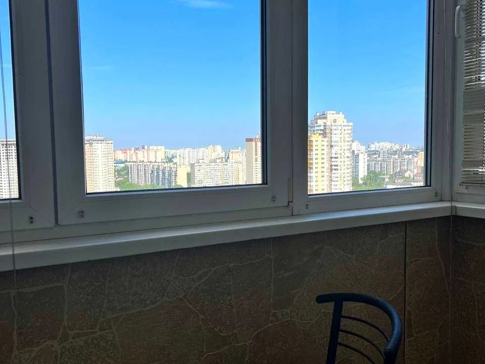 Квартира. Киев, улица Волинская