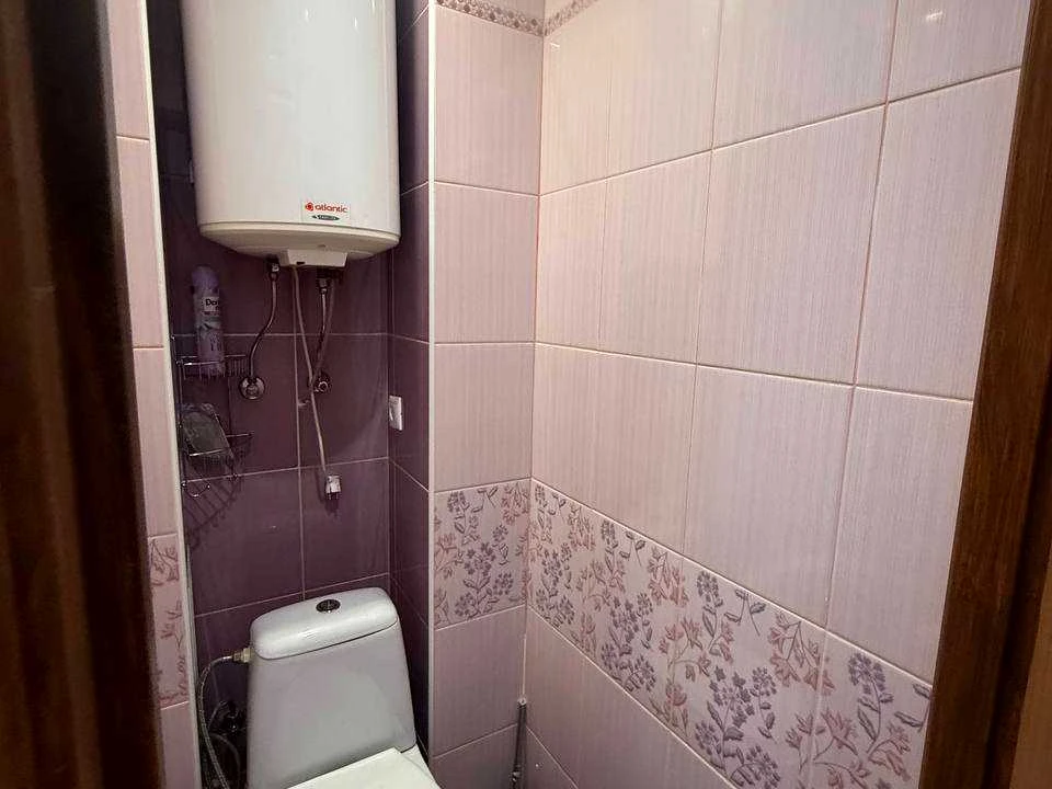 Квартира. Київ, Миколи Ушакова вул.