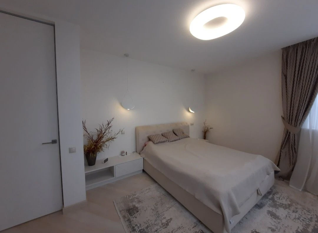 Продаж квартири, вул. Раїси Окіпної, 10А, 105 м², 15-й поверх.
