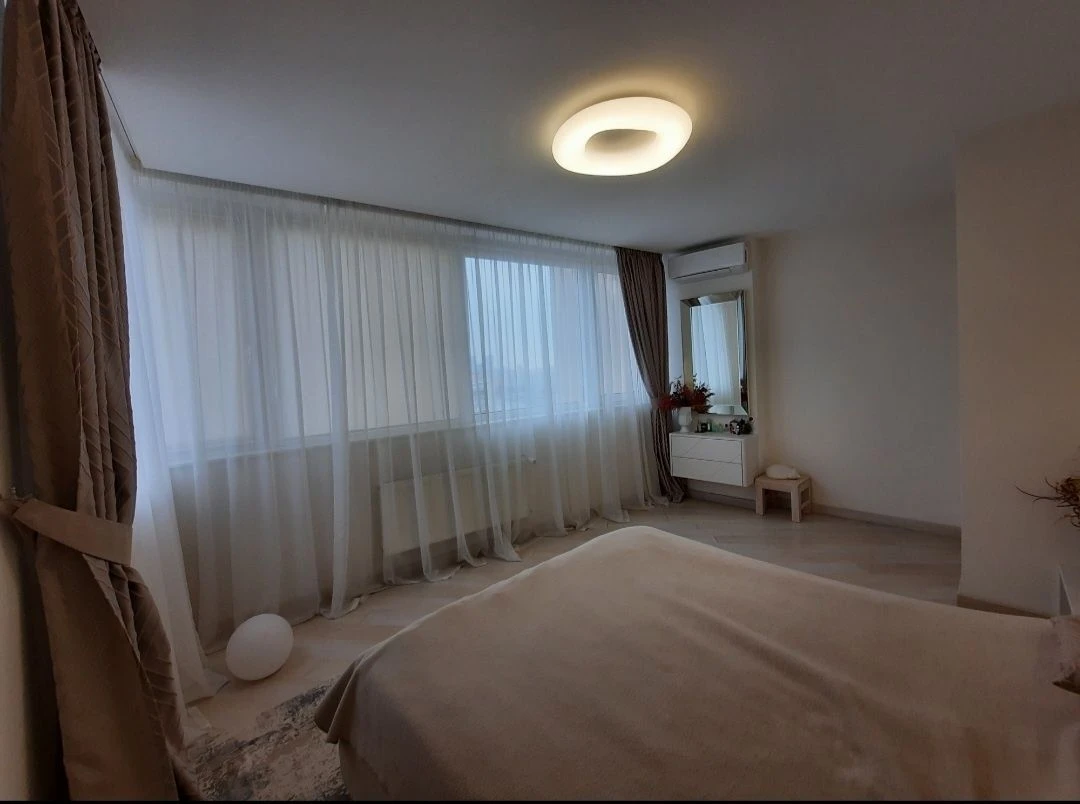 Продаж квартири, вул. Раїси Окіпної, 10А, 105 м², 15-й поверх.
