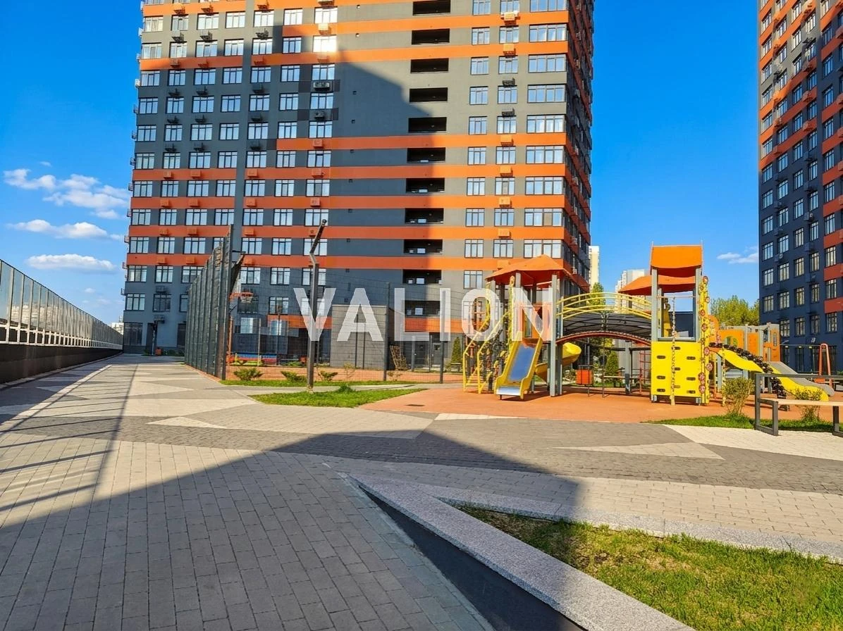 Sale of 2-room apartment St. Brativ Chibineyovykh 2, Darnitsky district