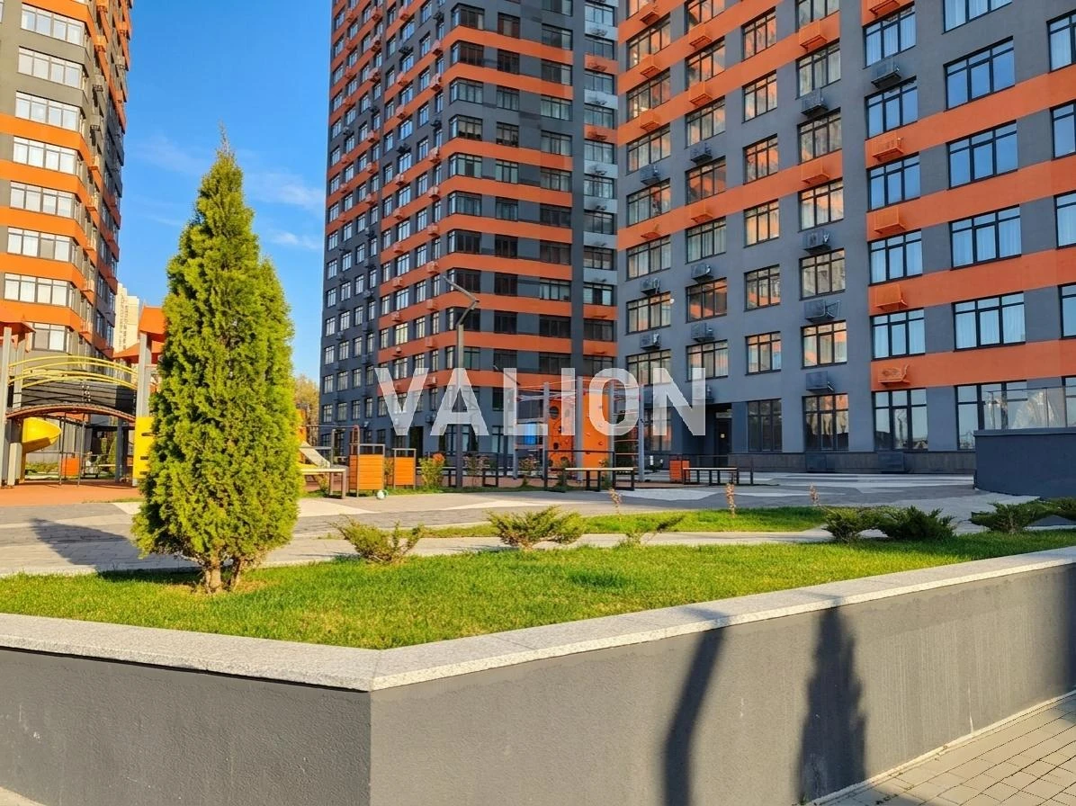 Sale of 2-room apartment St. Brativ Chibineyovykh 2, Darnitsky district