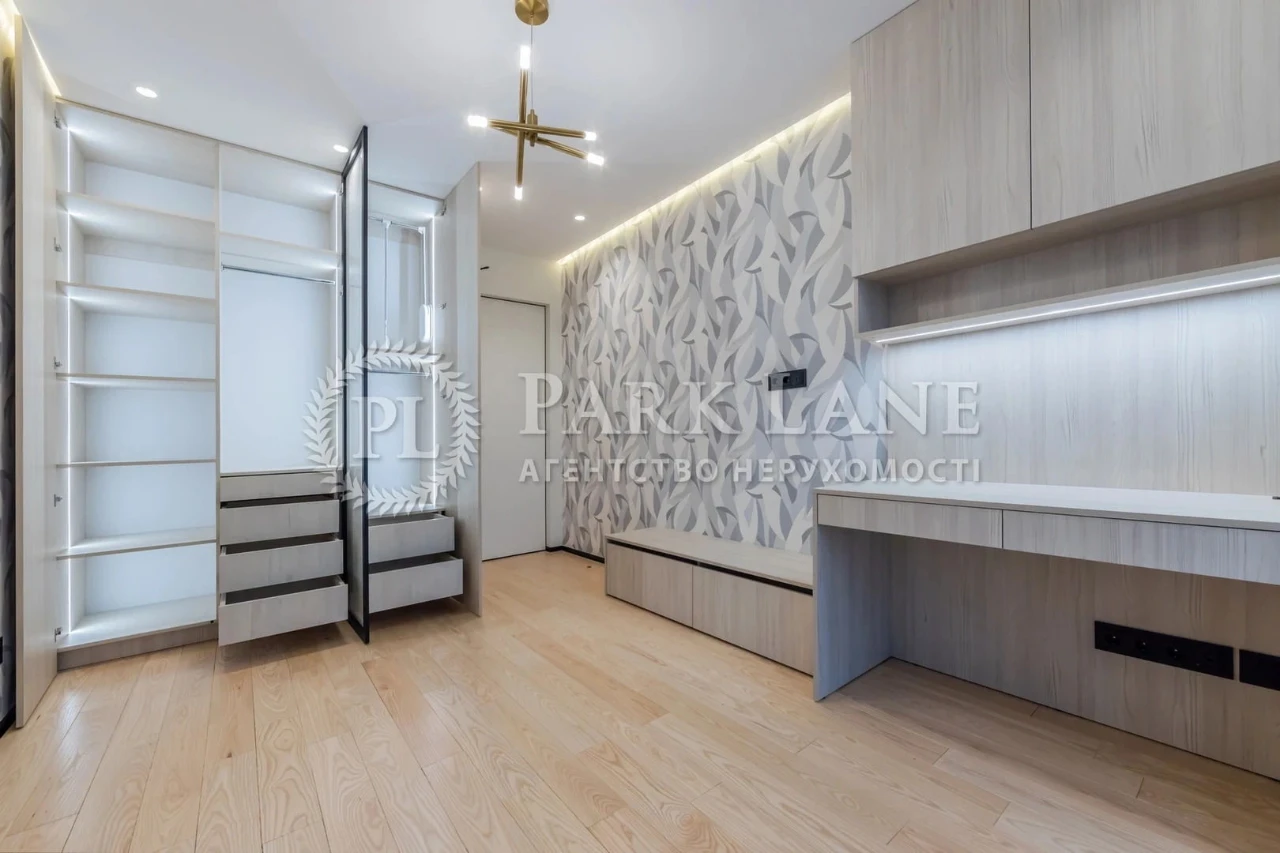 Apartment for Sale: Babych Glyba 8g, Kyiv / W-