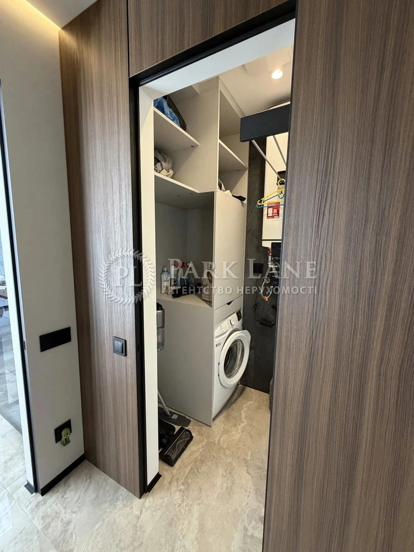 Apartment for Sale: Babych Glyba 8g, Kyiv / W-