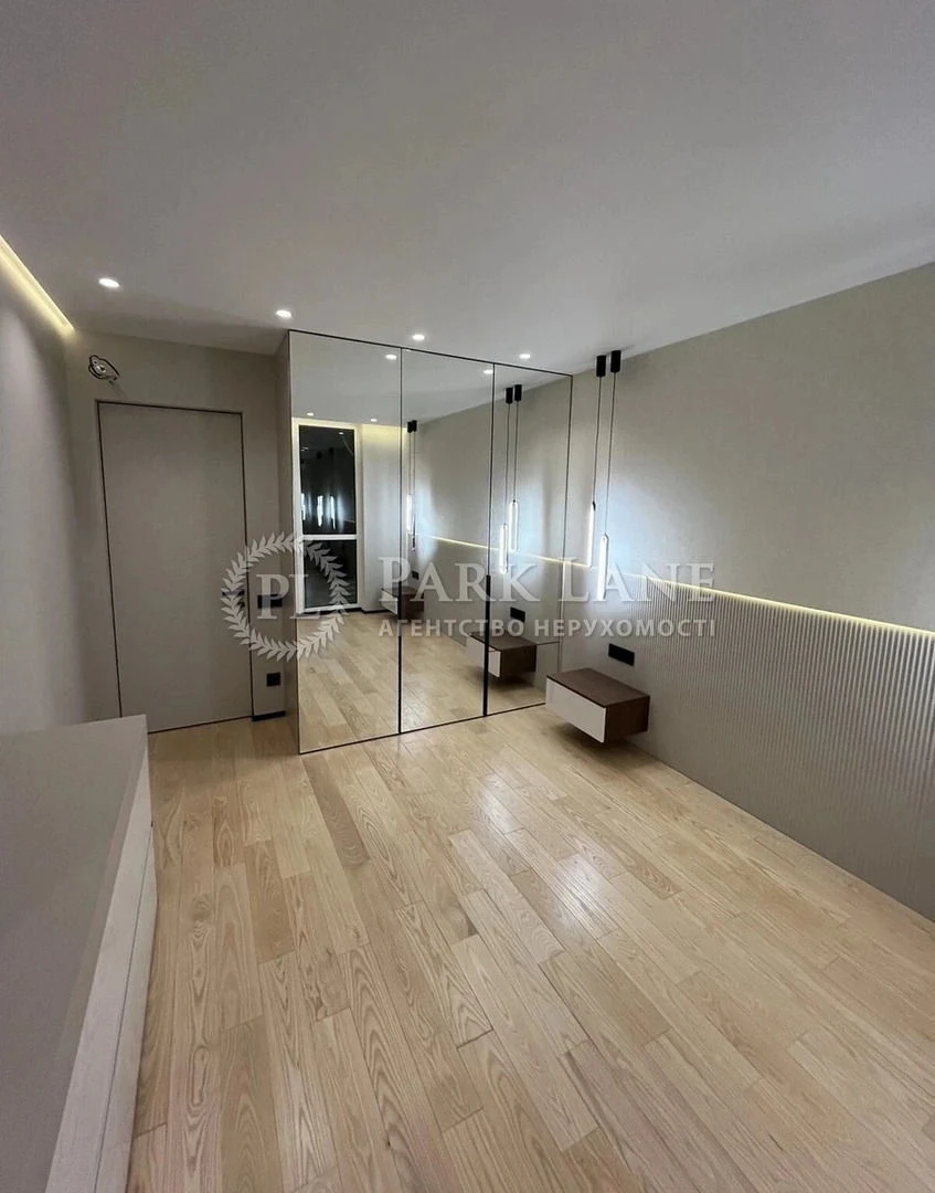 Apartment for Sale: Babych Glyba 8g, Kyiv / W-