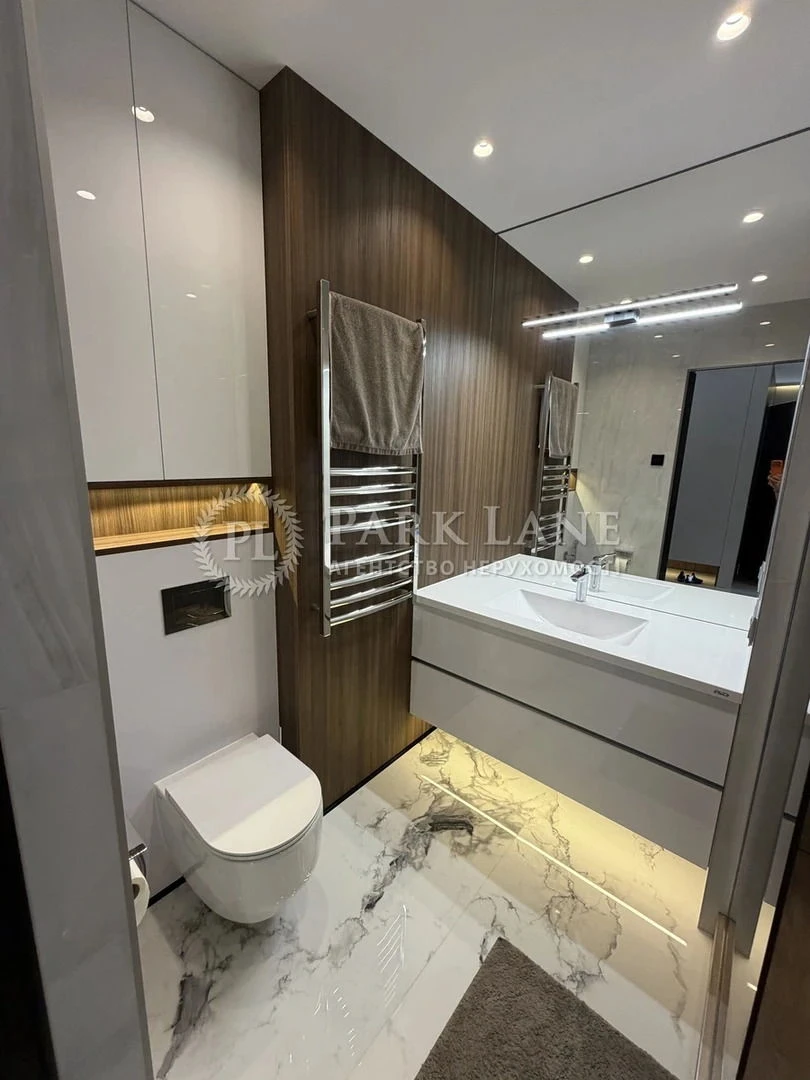 Apartment for Sale: Babych Glyba 8g, Kyiv / W-