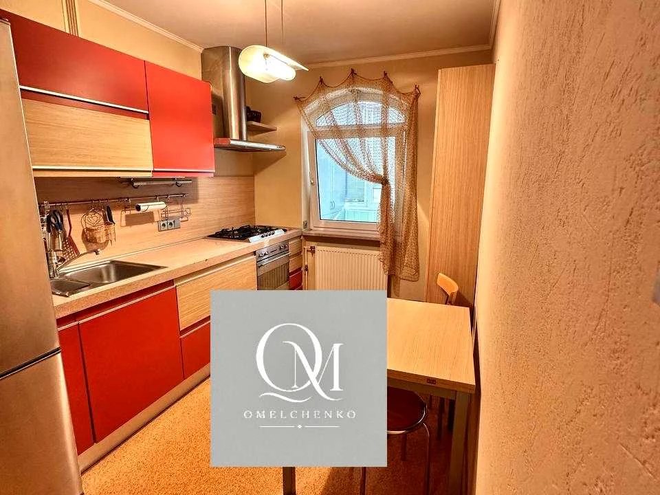 Apartment. Kharkiv, Garibaldi St.