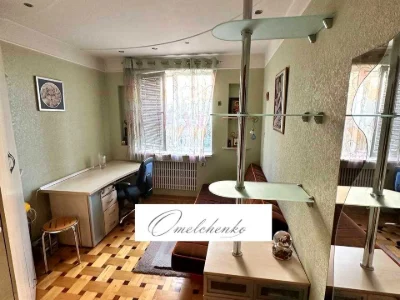 Apartment. Kharkiv, Garibaldi St.