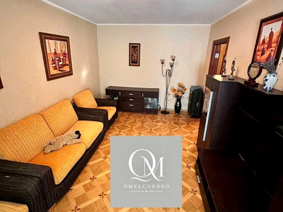 Apartment. Kharkiv, Garibaldi St.
