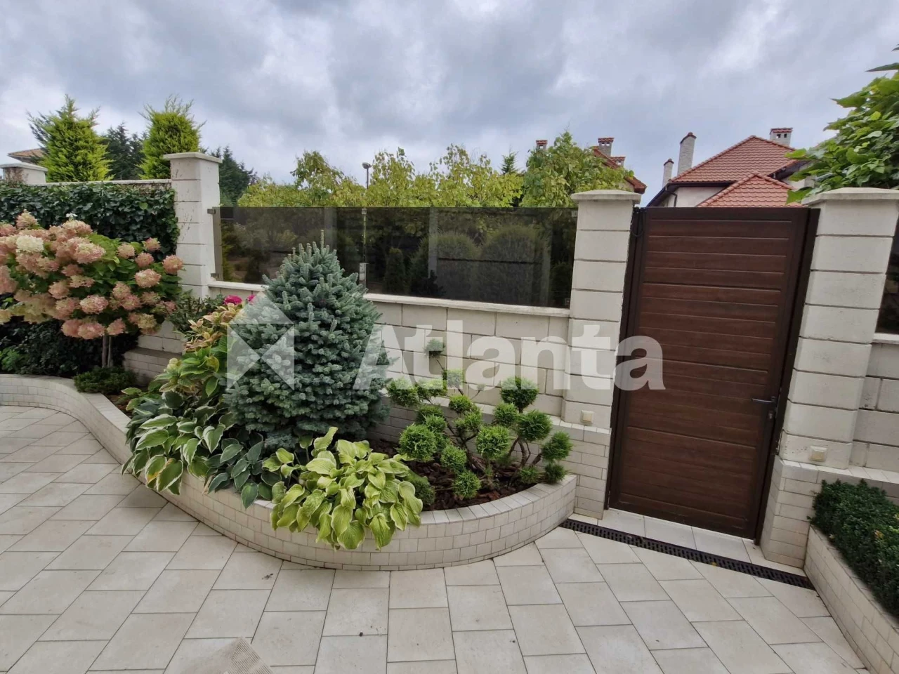 Продам капитальный 2 уровня дом в Совиньоне. СРОЧНАЯ ПРОДАЖА