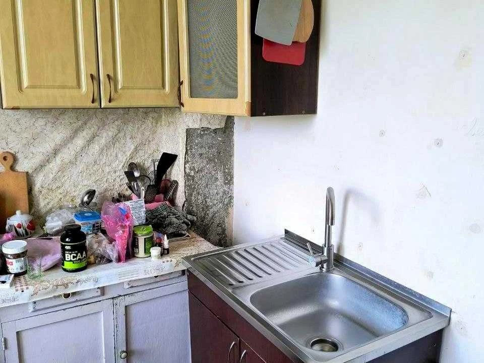 Apartment. Kharkiv, Yuliynyi Prospect