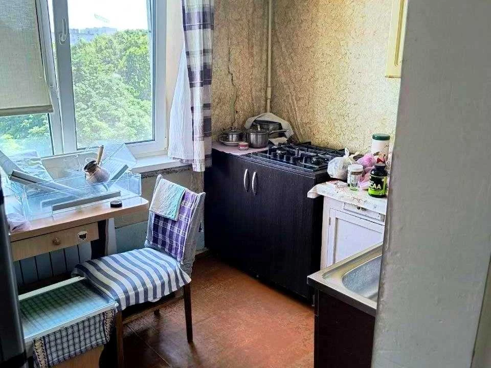 Apartment. Kharkiv, Yuliynyi Prospect