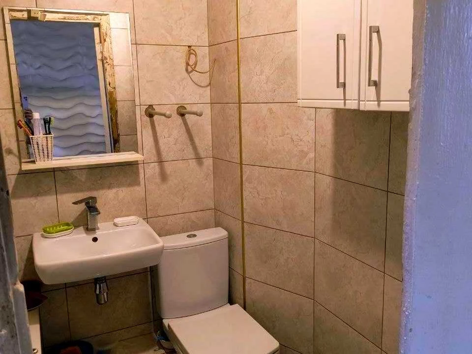 Apartment. Kharkiv, Yuliynyi Prospect