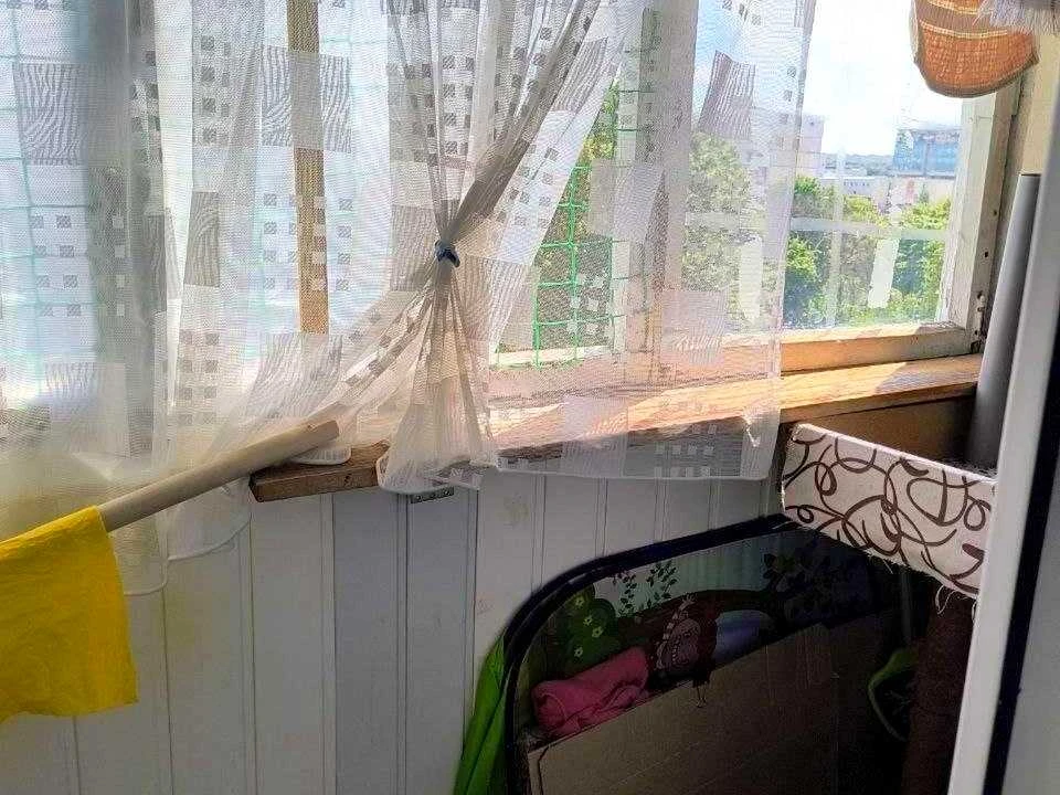 Apartment. Kharkiv, Yuliynyi Prospect