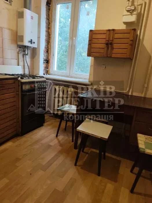 For Sale: 2-bedroom apartment on Velika Panasivska Street