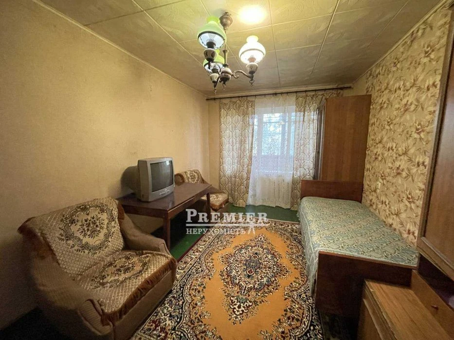 Продам трикімнатну квартиру