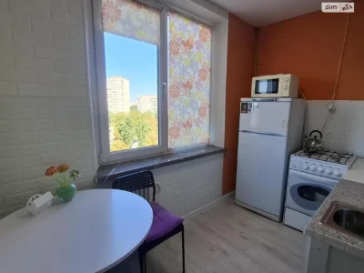 Apartment for Sale in the 624th Microdistrict