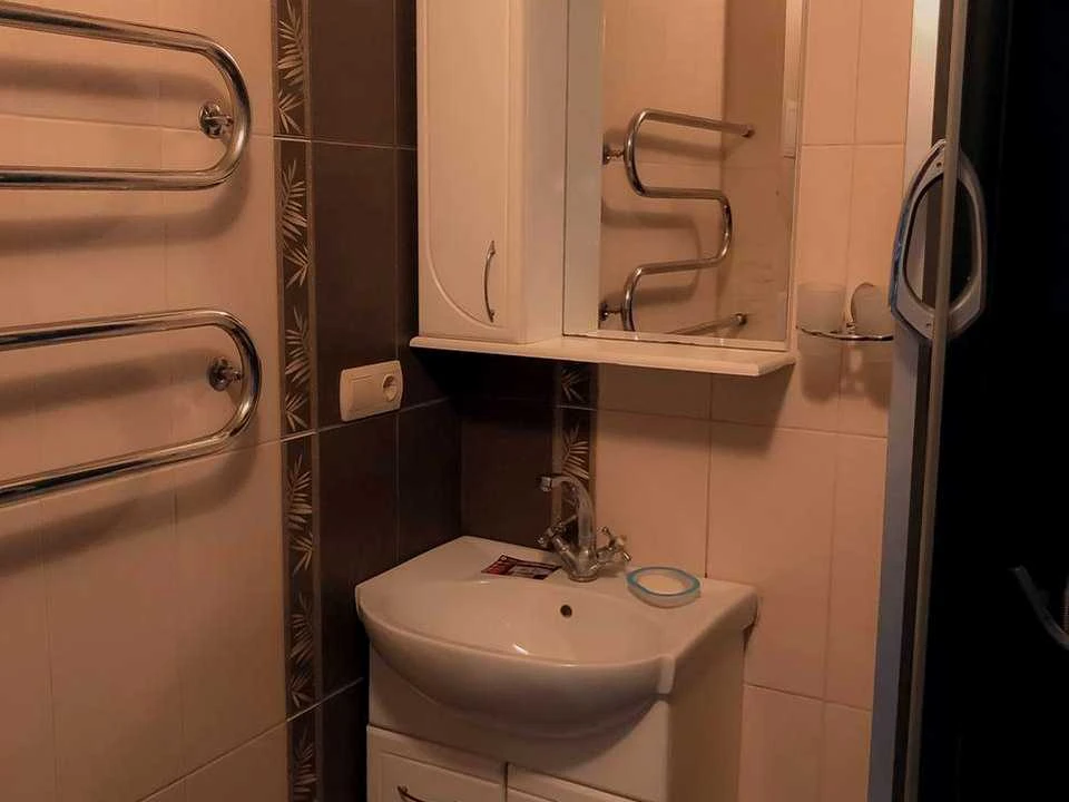 Apartment. Kyiv, Mriy St.