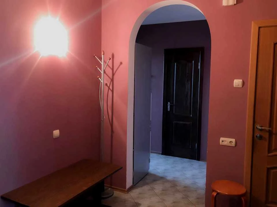 Apartment. Kyiv, Mriy St.