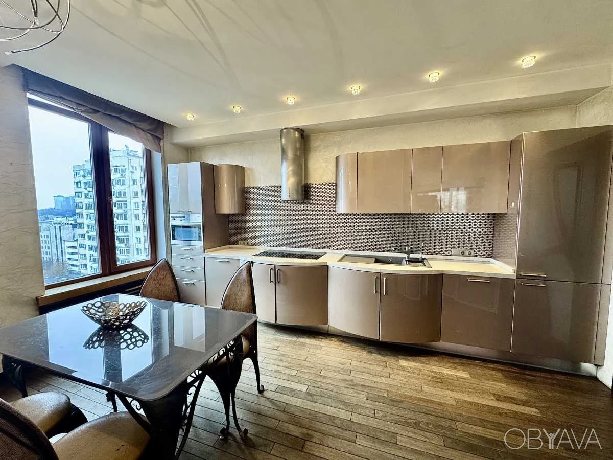 4-комнатная квартира, 170.00 кв.м