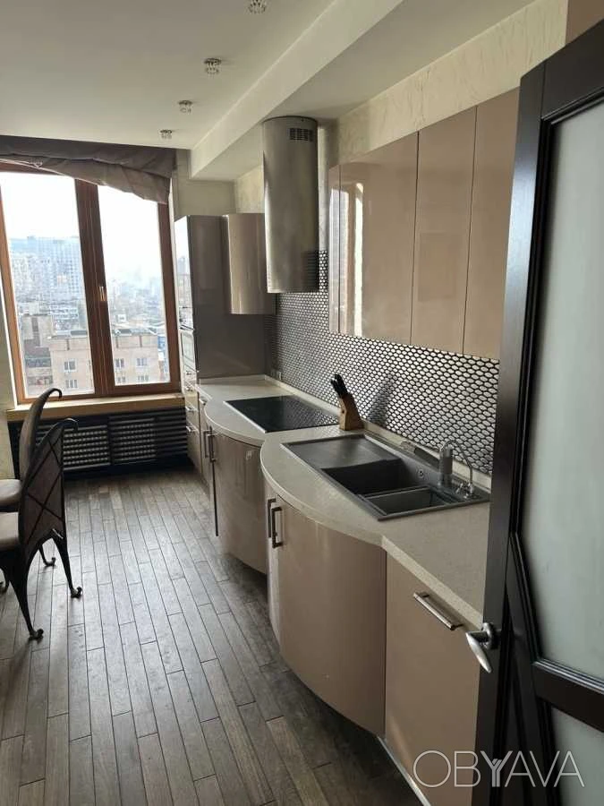 4-комнатная квартира, 170.00 кв.м