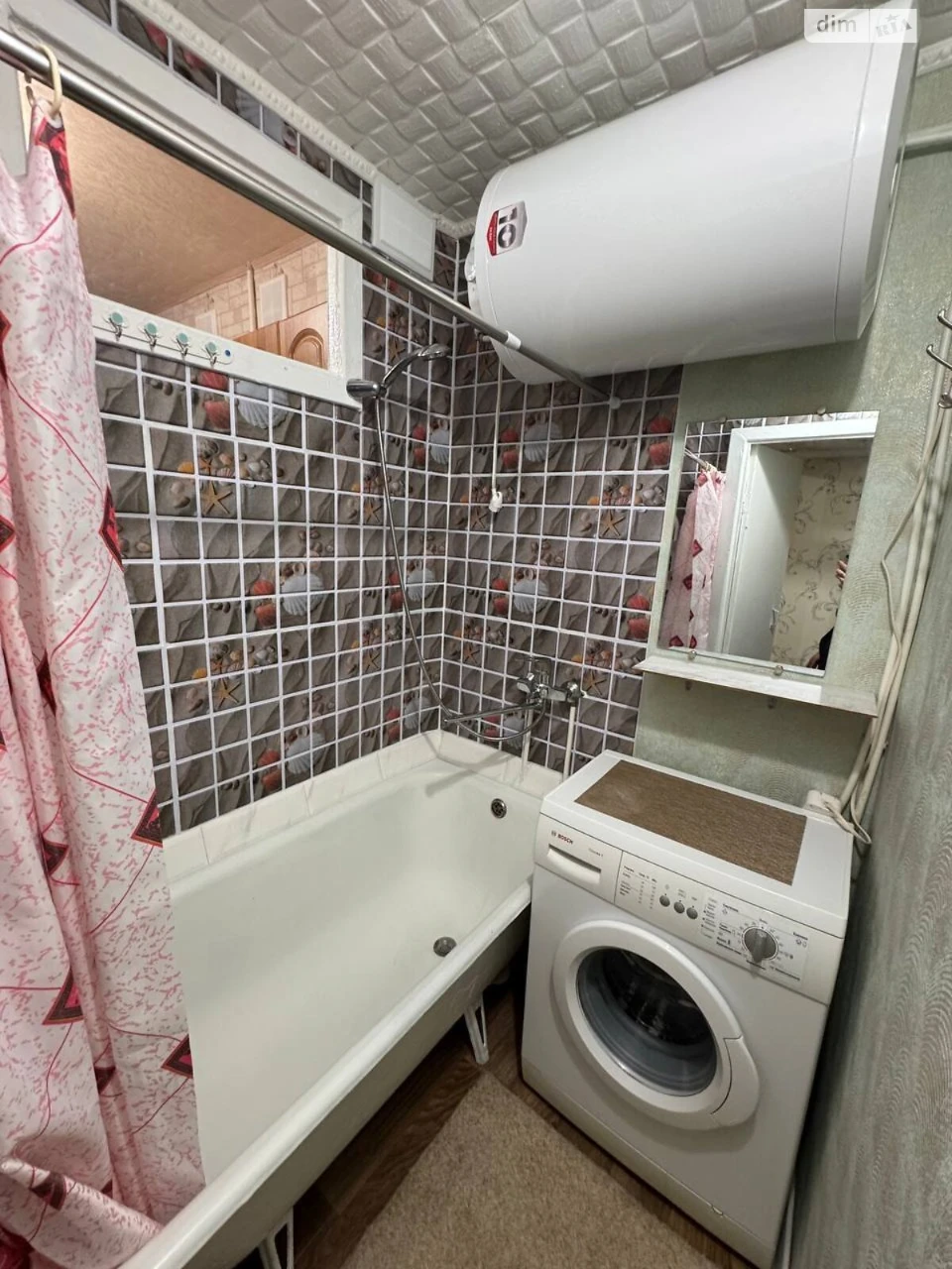 Long-Term Rental Apartment, Polya Avenue