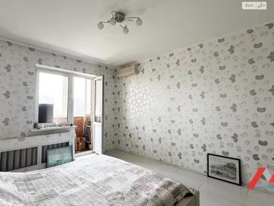 Sale of Apartment in Poznyak