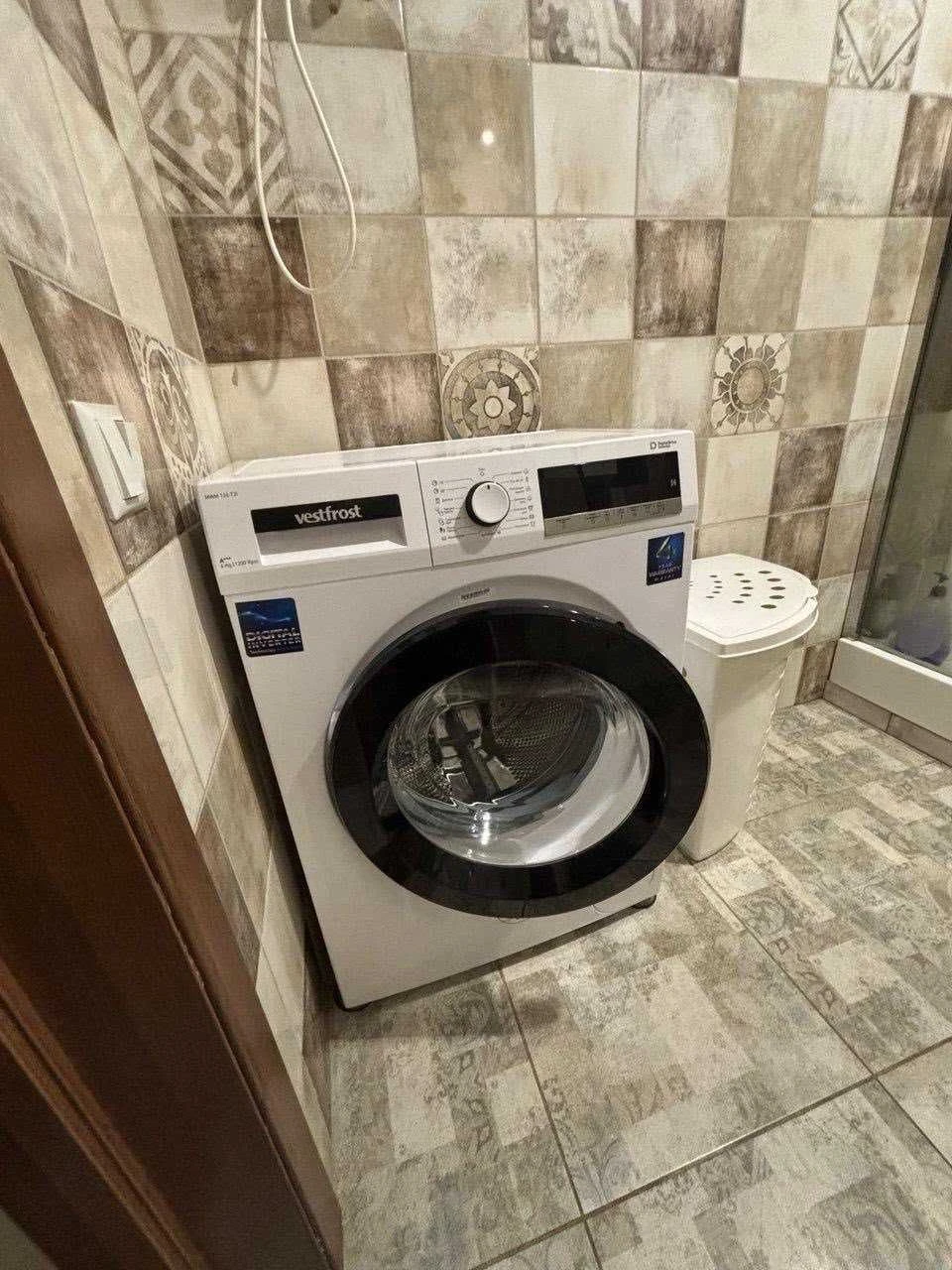 2-Room Apartment with Renovation, 50 sq m, "Kyiv's Venice" Residence, Address: 30 Sobornosti Street