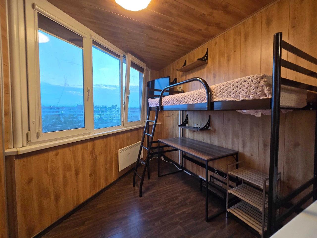 Apartment for Sale: 2 Rooms with Furniture and Appliances at Mileutka 17
