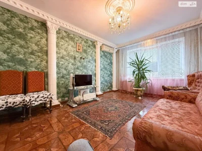 Apartment for Sale – Desniansky District