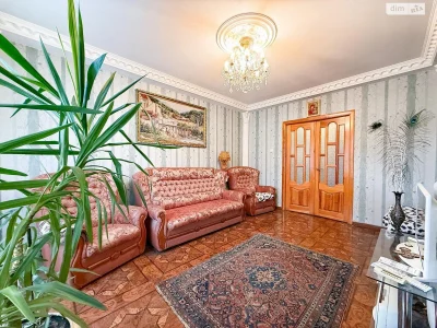 Apartment for Sale – Desniansky District