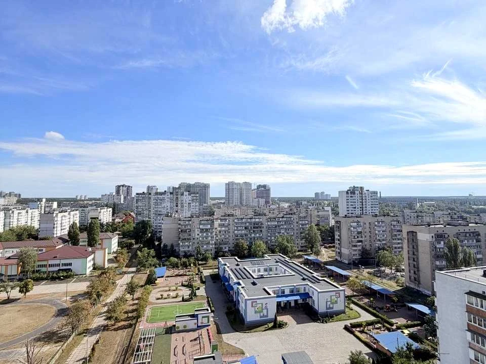 Квартира. Киев, проспект Николая Бажана