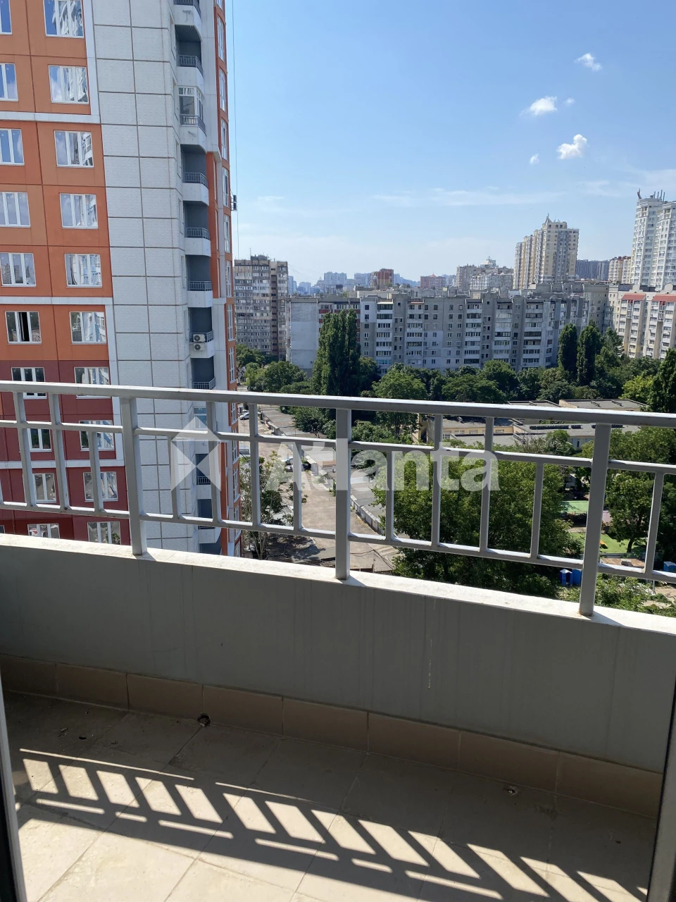 Продается 1-комнатная квартира в ЖК "Чотири Сезона"