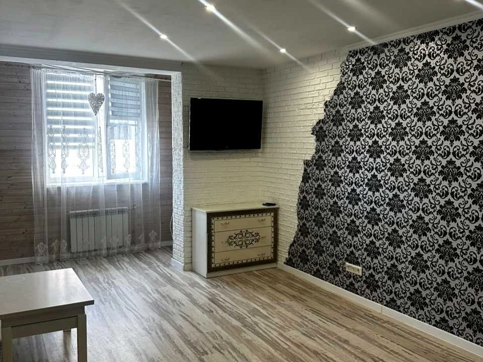 Apartment. Odessa, Semen Paliy Street