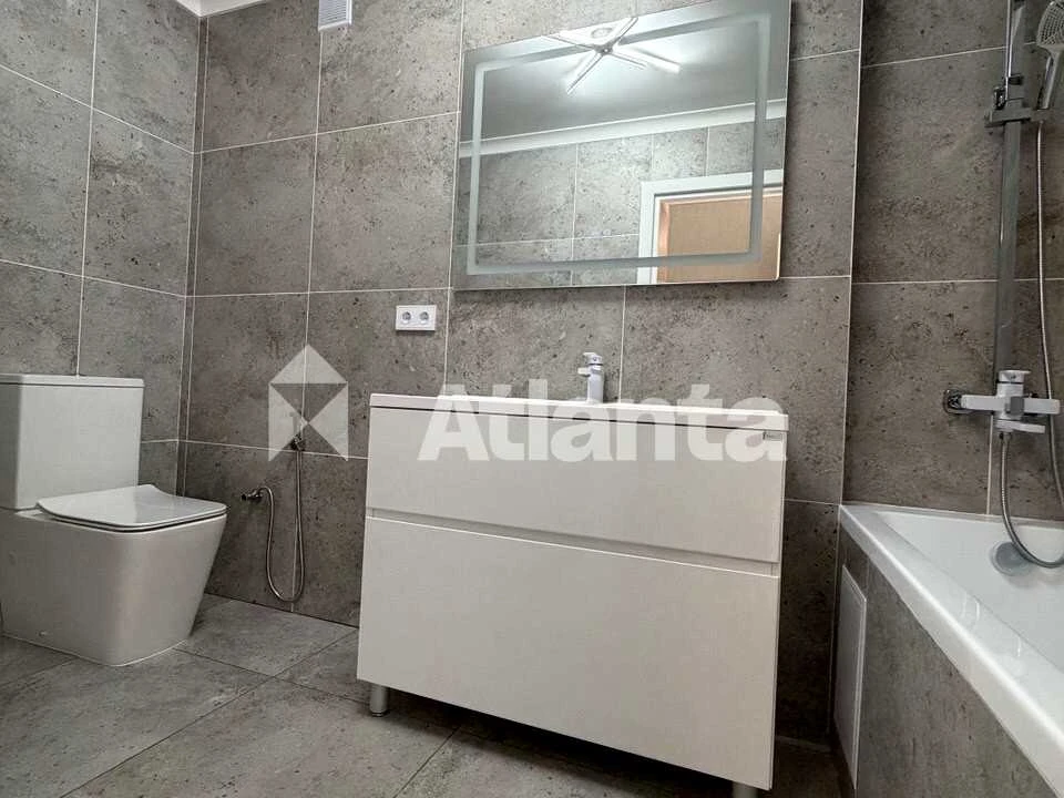 Apartment. Sergyi Zulinosky Street, Vinnytsia