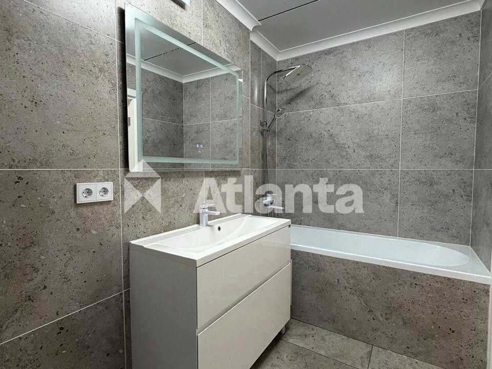 Apartment. Sergyi Zulinosky Street, Vinnytsia