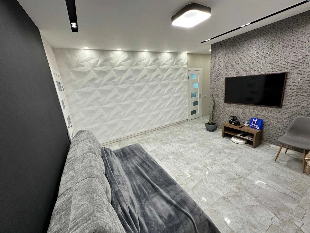 Снижение цены! 2-комнатная квартира 70 м² с качественным ремонтом