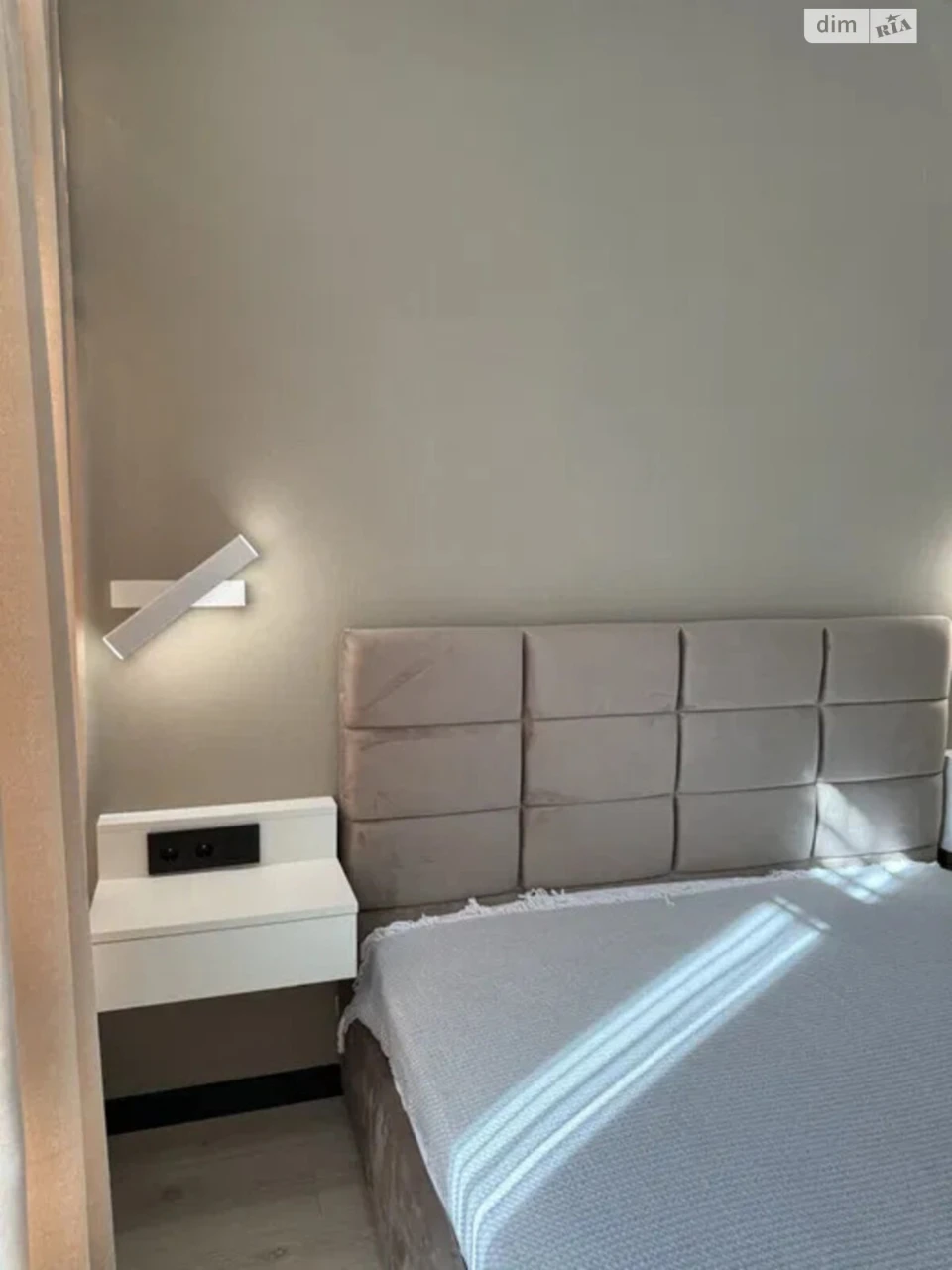Sale of Apartment, Ozerna