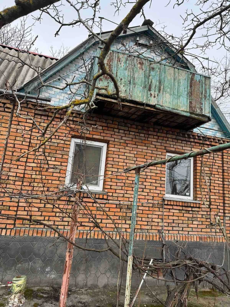House with utilities and city registration
