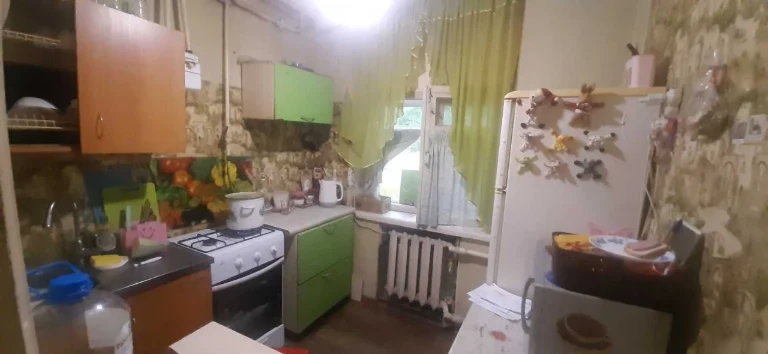 2-room apartment for sale, near trolleybus 27, 1/2