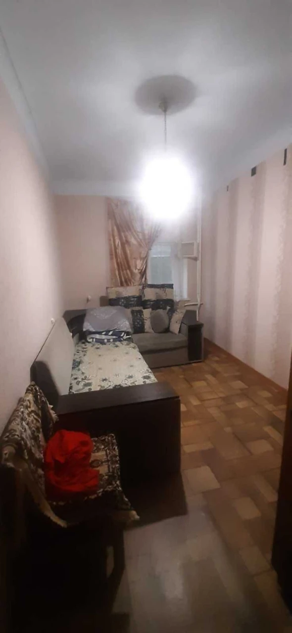 2-room apartment for sale, near trolleybus 27, 1/2