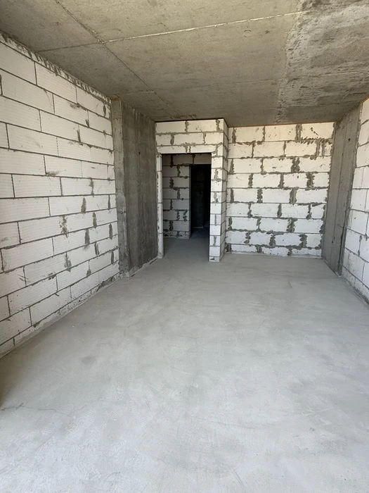 Продаж квартири 3-х кім. з видом на р.Дніпро, вул.Припортова