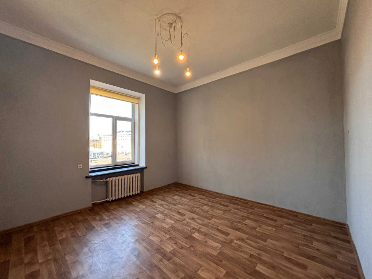 Без %Продам 3 кімнатну квартиру в Центрі Хрещатик 15. Пасаж.