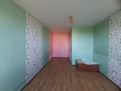 Одиничка по низу ринку