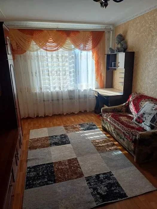 Продаж 1-кімнатної р-н Хіммістечко. Середній поверх. ‼️ 12 5