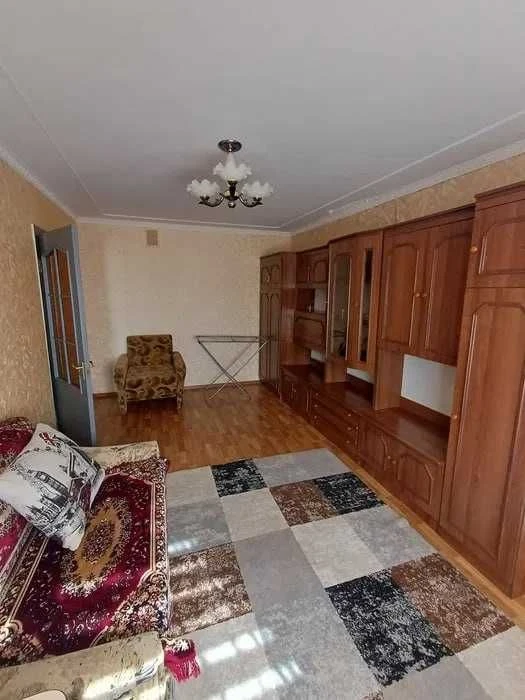 Продаж 1-кімнатної р-н Хіммістечко. Середній поверх. ‼️ 12 5