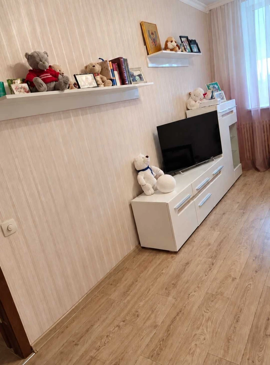 Продається 2-кімнатна квартира в новобудовах ‼️Метро "Дворець спорту". Парк Юр.