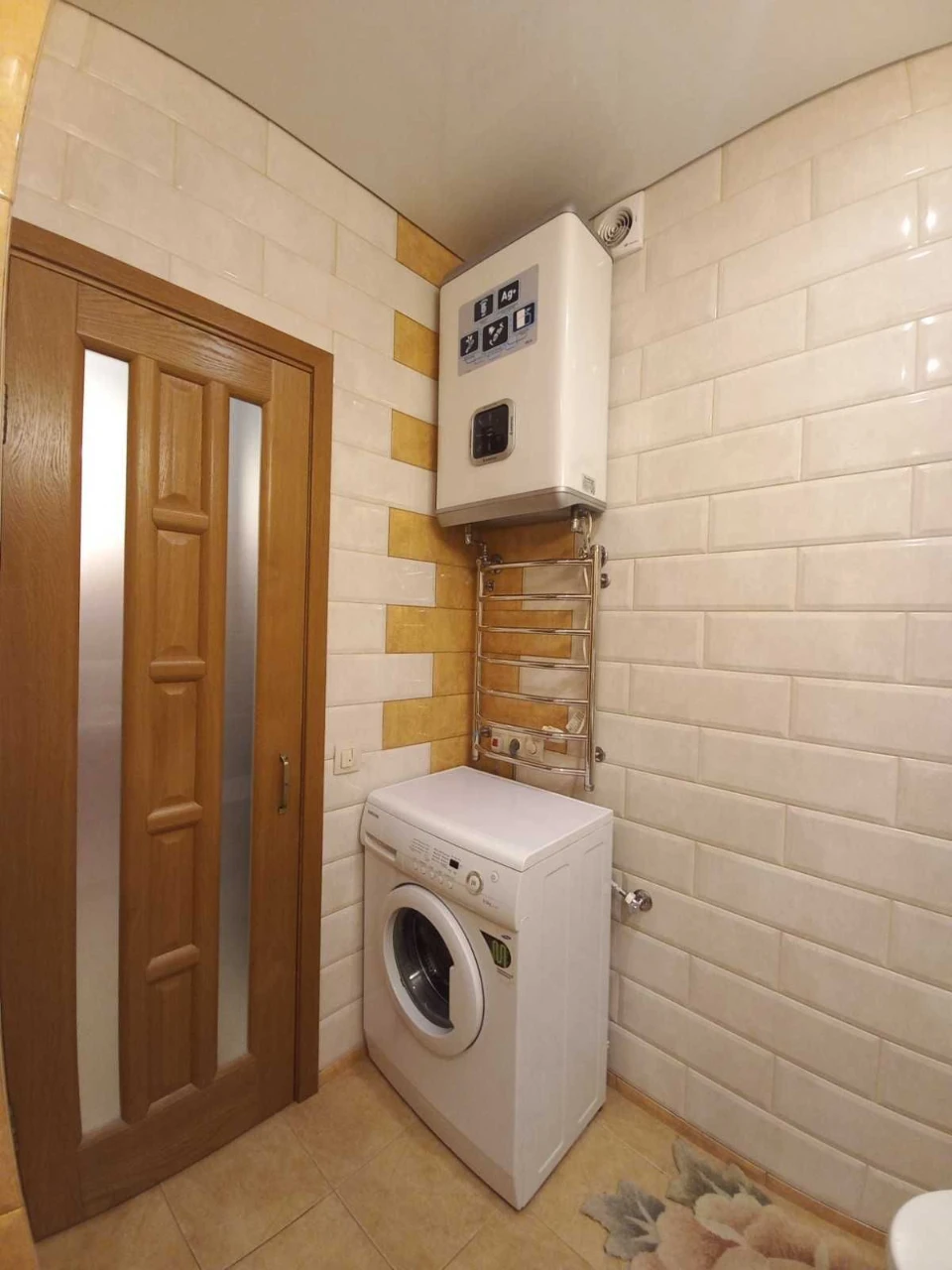 For sale 1-room apartment in residence "Parkovy Ozero". Metro Darnytsia
