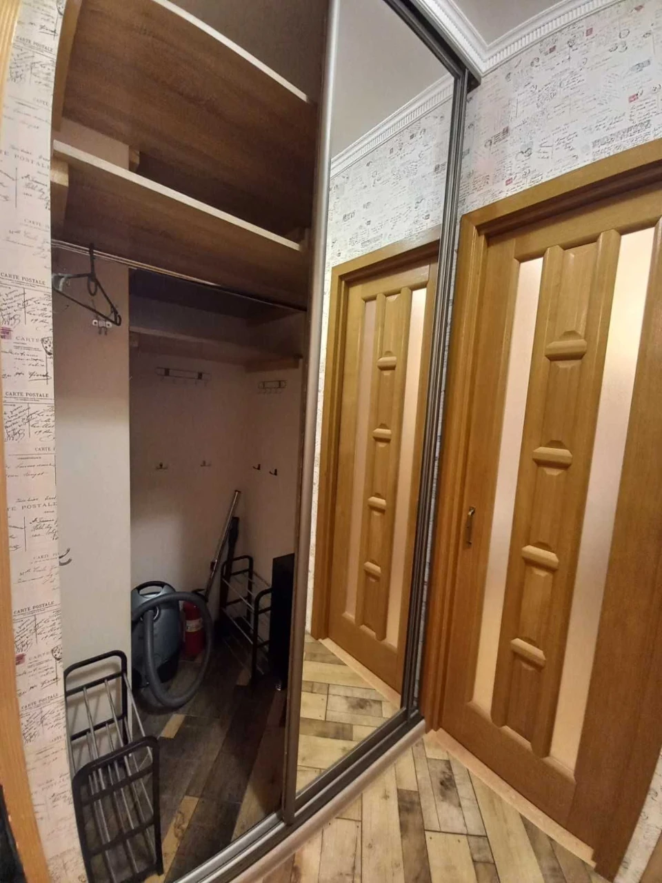 For sale 1-room apartment in residence "Parkovy Ozero". Metro Darnytsia